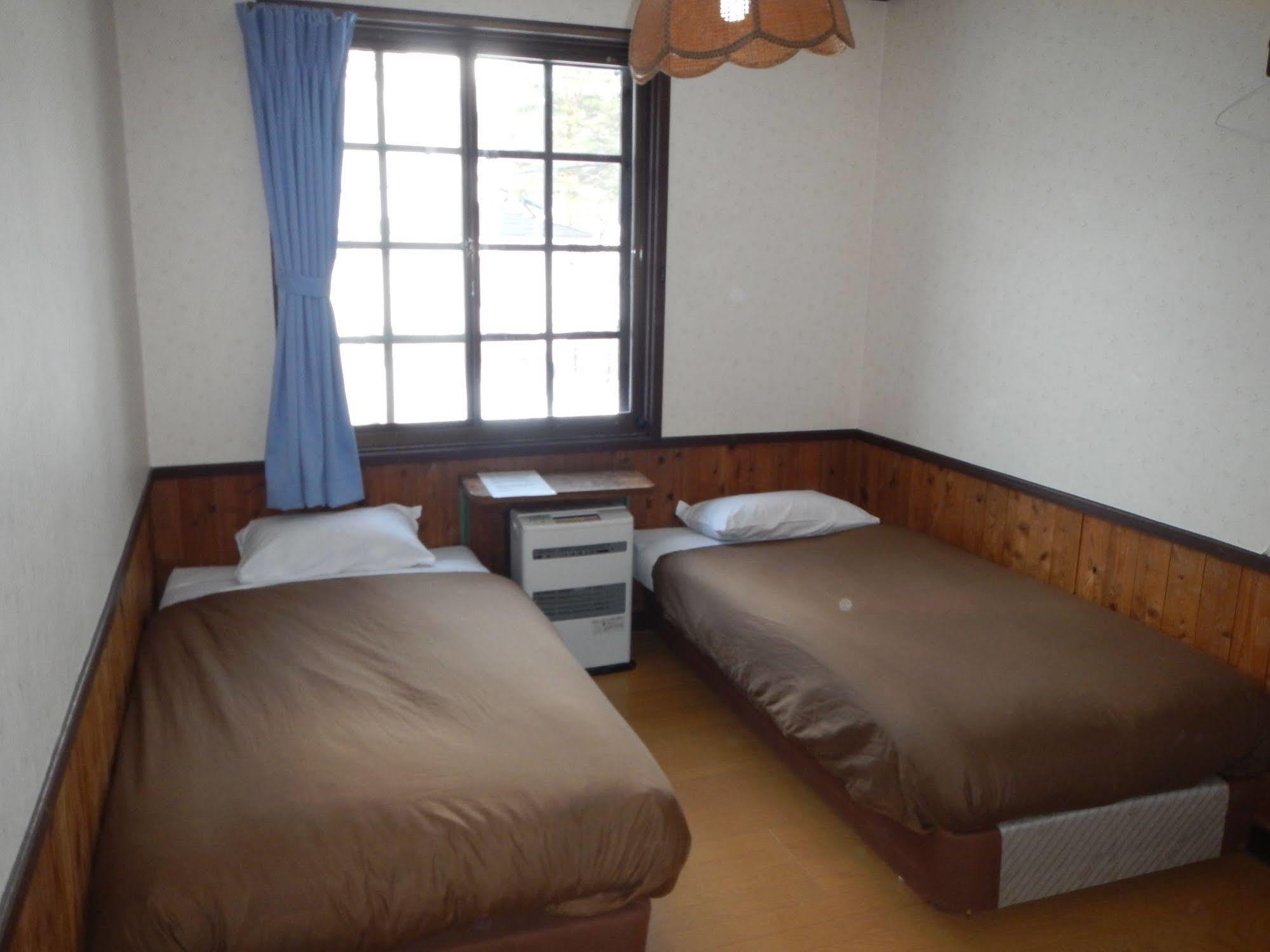 Mt Hakuba Backpackers Hostel ภายนอก รูปภาพ