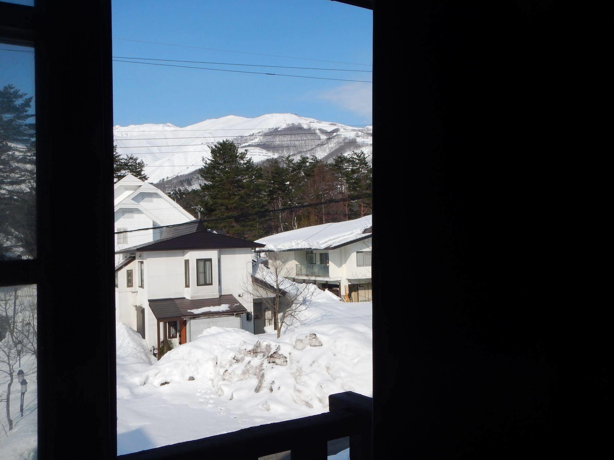 Mt Hakuba Backpackers Hostel ภายนอก รูปภาพ