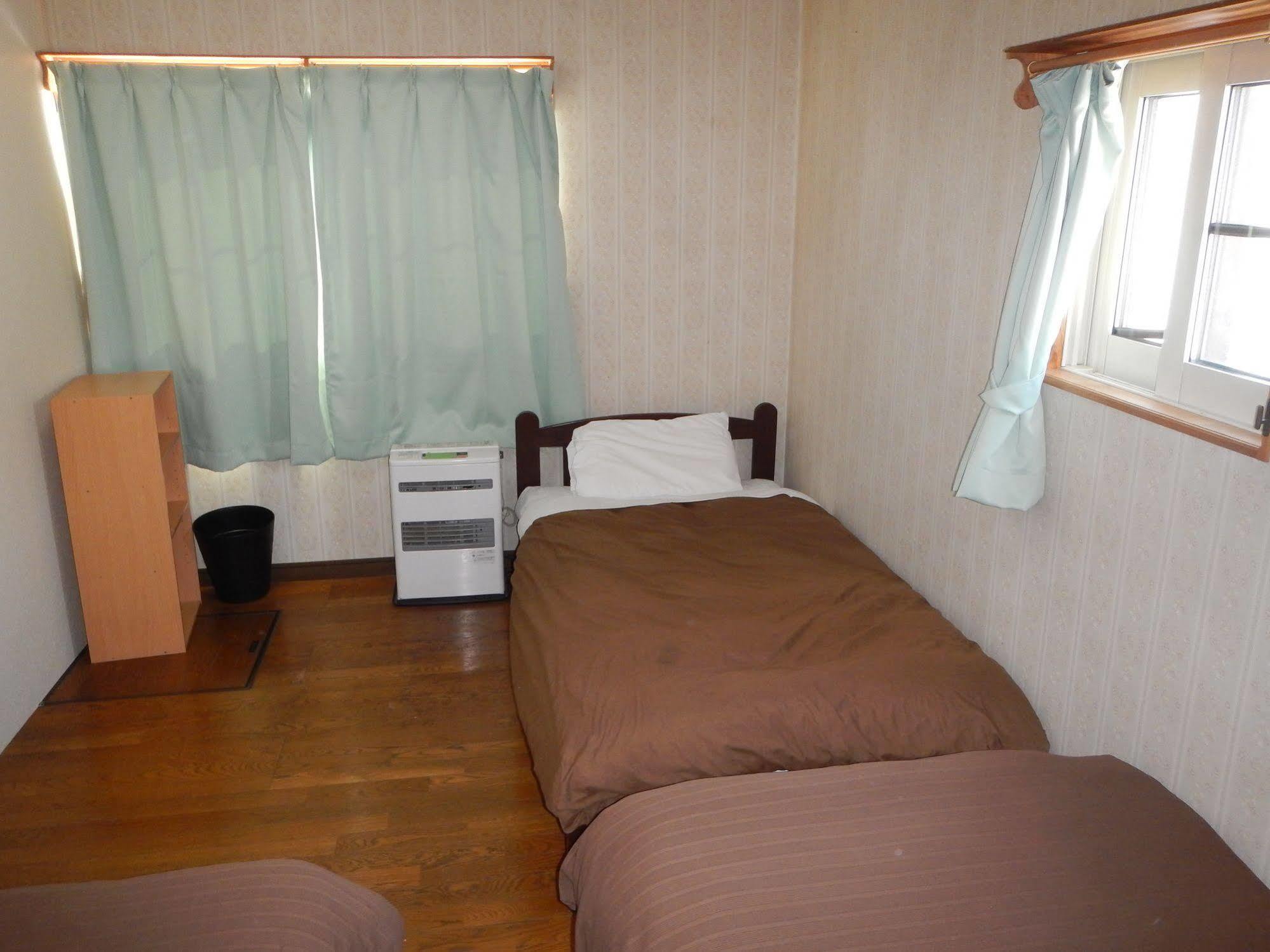 Mt Hakuba Backpackers Hostel ภายนอก รูปภาพ